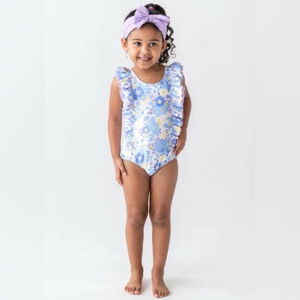 RUFFLE BUTTS Baby Girl Printine Blooms Ruffled One Piece Swimsuit - 12-18M